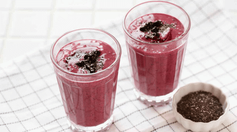 Smoothiet proteiinilla